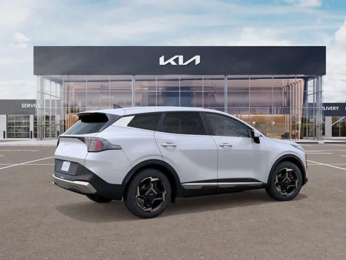 GWP/GLACIAL WHI 2026 Kia Sportage EX