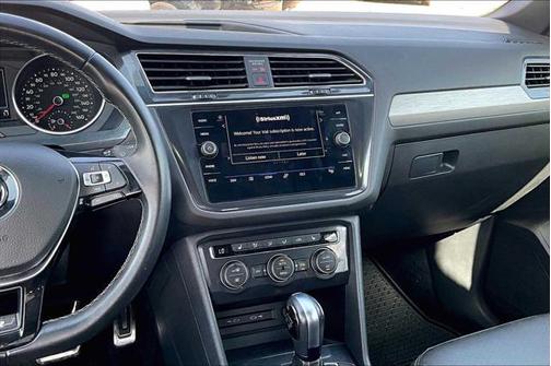 2021 Volkswagen Tiguan 2.0T SE R-Line Black