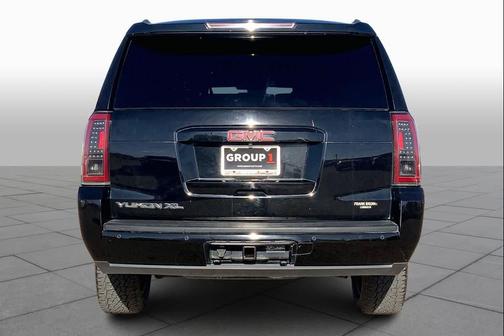 2017 GMC Yukon XL SLT