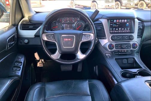 2017 GMC Yukon XL SLT