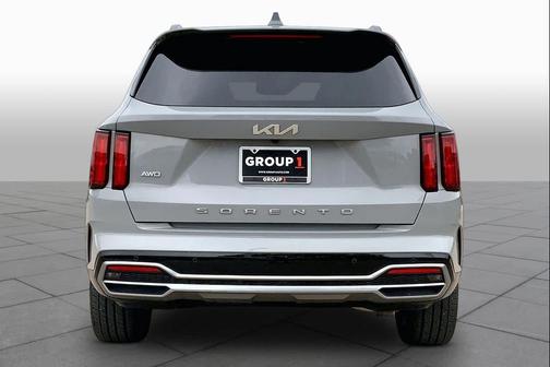 Wolf Gray 2022 Kia Sorento SX