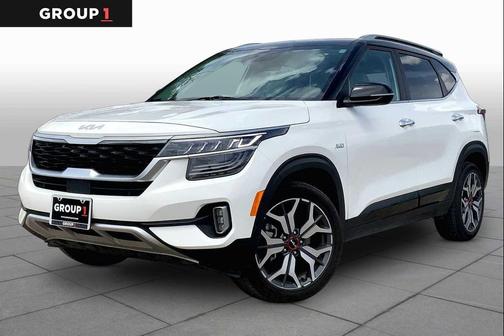Clear White/Black Roof 2022 Kia Seltos SX Turbo