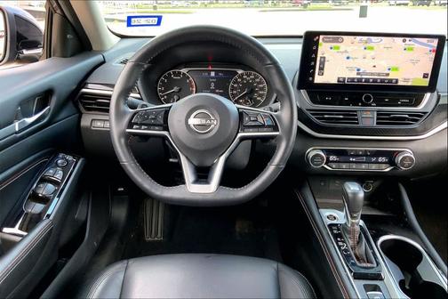 2023 Nissan Altima SR VC-Turbo FWD