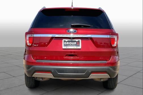Ruby Red Metallic Tinted Clearcoat 2019 Ford Explorer XLT