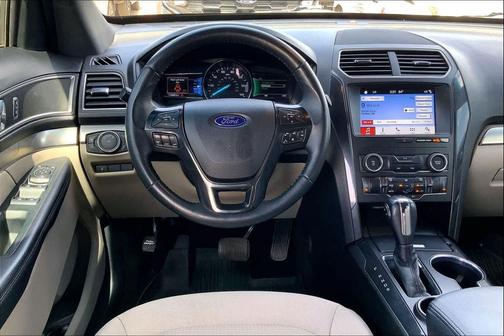 Ruby Red Metallic Tinted Clearcoat 2019 Ford Explorer XLT