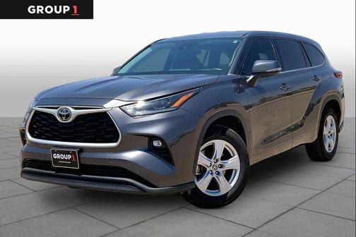 Magnetic Gray Metallic 2021 Toyota Highlander LE