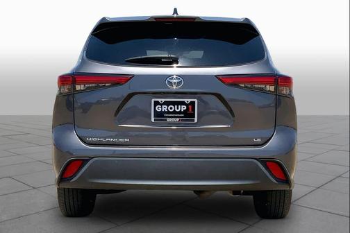 Magnetic Gray Metallic 2021 Toyota Highlander LE
