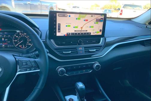 2024 Nissan Altima SR FWD