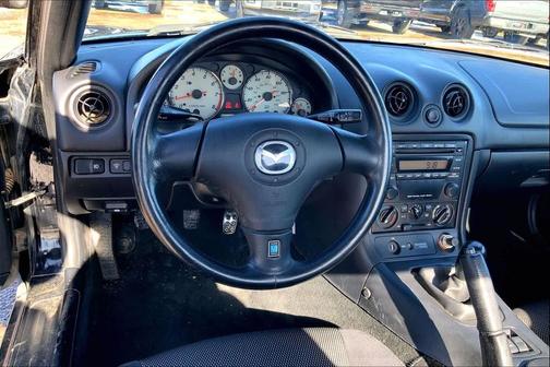 2002 Mazda MX-5 Miata Cloth