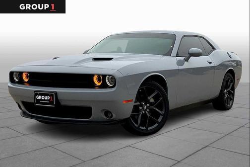 2022 Dodge Challenger SXT
