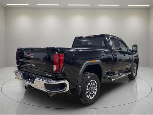 2022 GMC Sierra 2500 SLE