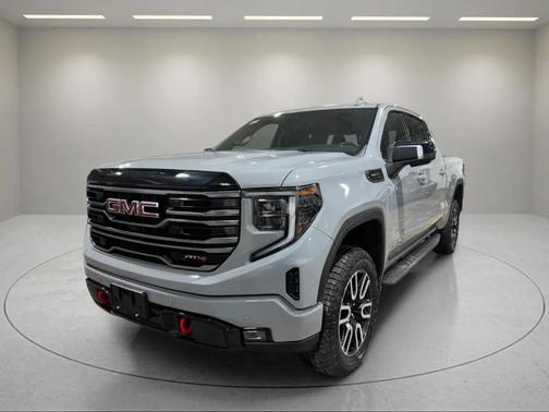 Thunderstorm Gray 2025 GMC Sierra 1500 AT4
