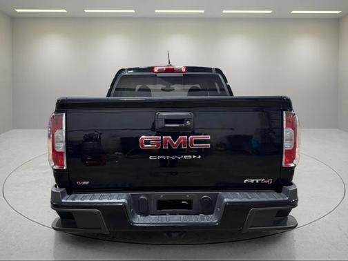 2022 GMC Canyon AT4 w/Cloth
