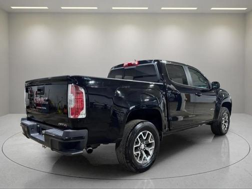 2022 GMC Canyon AT4 w/Cloth