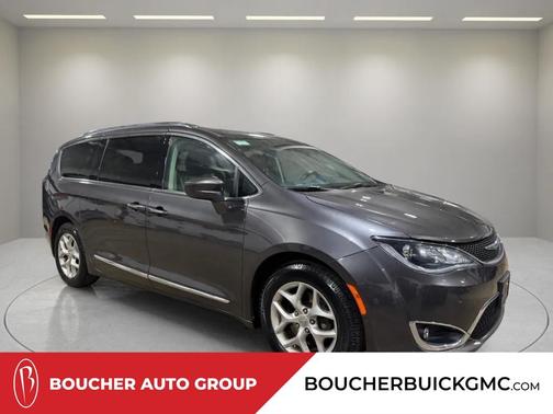 2018 Chrysler Pacifica Touring-L Plus