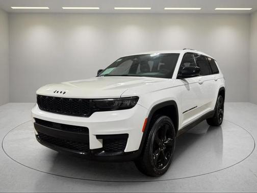 2023 Jeep Grand Cherokee L Laredo