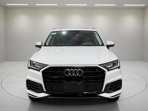 2021 Audi Q7 55 Premium Plus