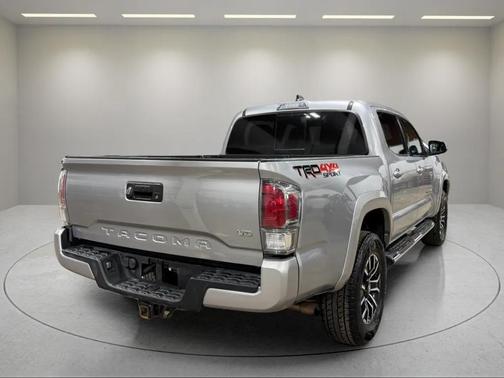 2020 Toyota Tacoma TRD Sport