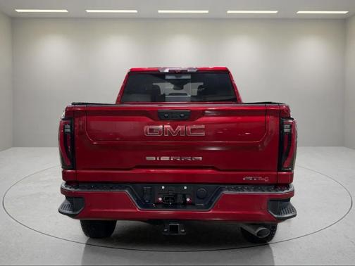 2024 GMC Sierra 2500 AT4