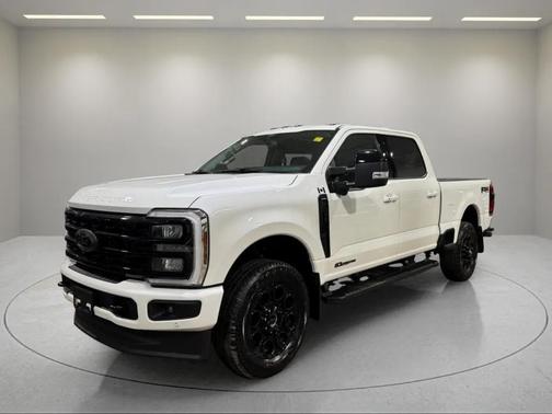 2024 Ford F-350 Lariat Super Duty