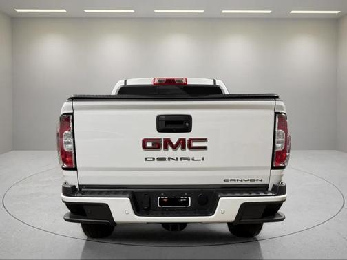 2021 GMC Canyon Denali