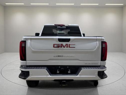 2024 GMC Sierra 2500 Denali