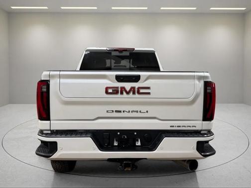2024 GMC Sierra 2500 Denali