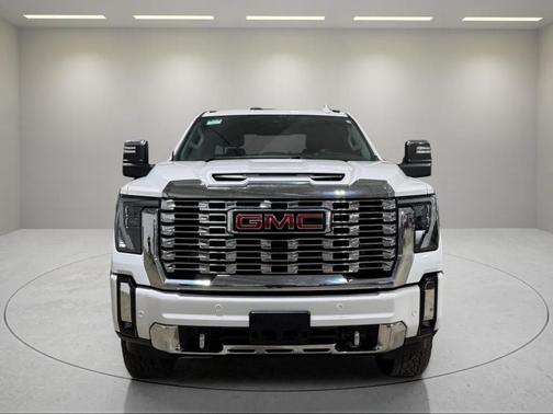 2024 GMC Sierra 2500 Denali