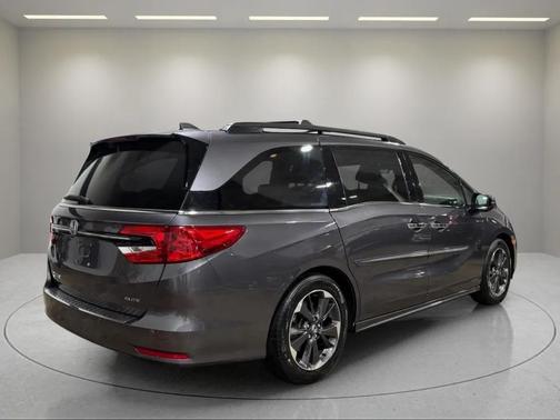 2021 Honda Odyssey Elite