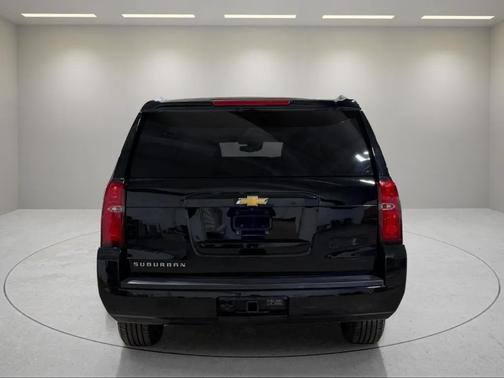 2016 Chevrolet Suburban LT