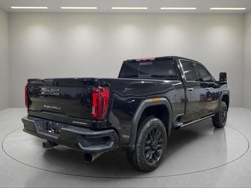 2022 GMC Sierra 2500 Denali