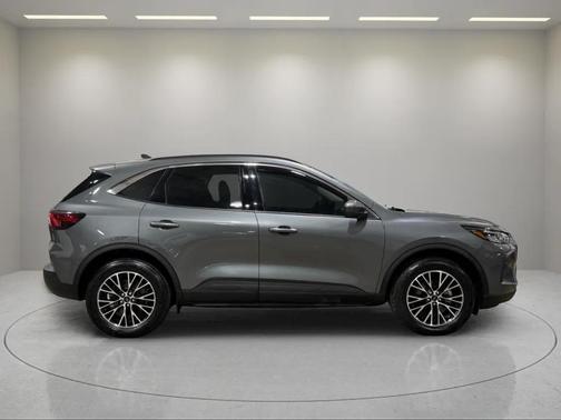 2023 Ford Escape PHEV