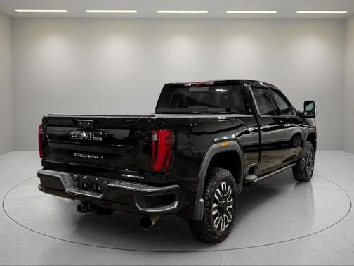 2024 GMC Sierra 2500 Denali Ultimate