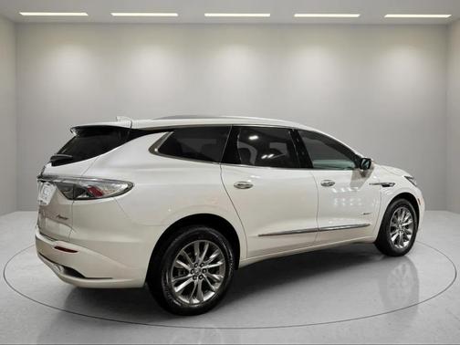 2023 Buick Enclave Avenir