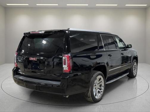 2018 GMC Yukon XL SLT