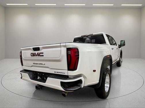 2024 GMC Sierra 3500 Denali