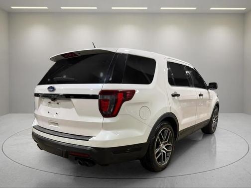 2019 Ford Explorer sport
