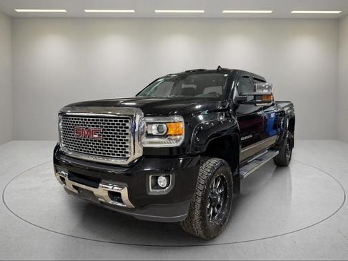 2016 GMC Sierra 2500 Denali
