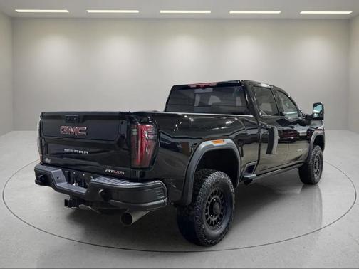 2024 GMC Sierra 2500 AT4X