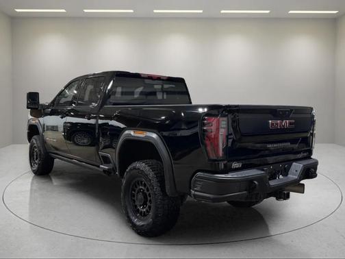 2024 GMC Sierra 2500 AT4X