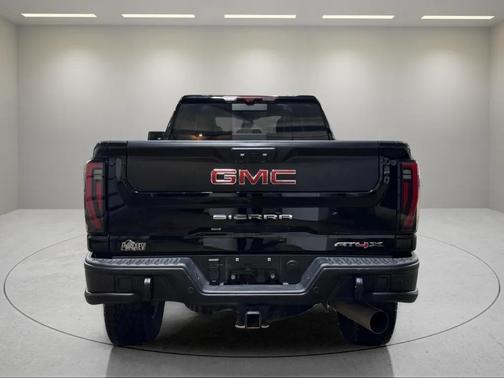 2024 GMC Sierra 2500 AT4X