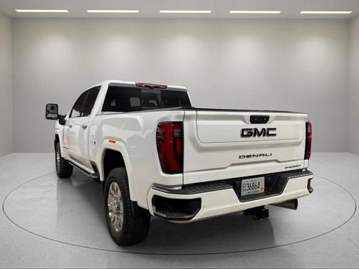 2024 GMC Sierra 2500 Denali