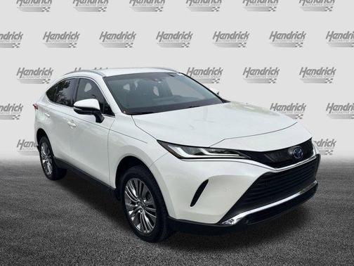 2022 Toyota Venza XLE