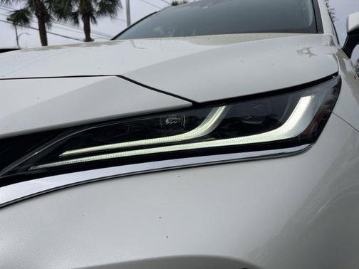 2022 Toyota Venza XLE