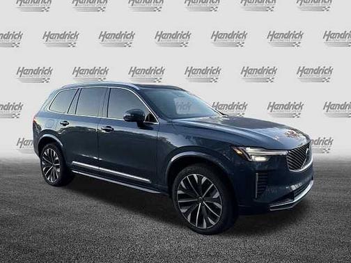 2025 Volvo XC90 Core