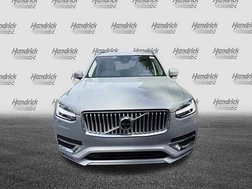 Vapour Grey 2025 Volvo XC90 Plus