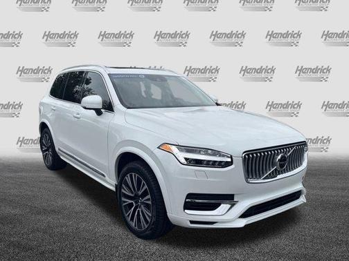 2022 Volvo XC90 Recharge Plug-In Hybrid T8 Inscription Expression 6 Passenger