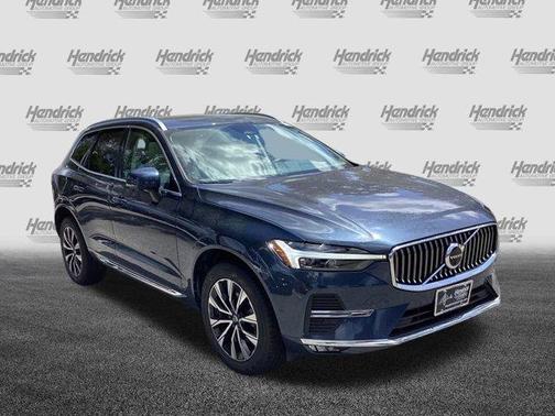 2023 Volvo XC60 B5 Plus Bright Theme