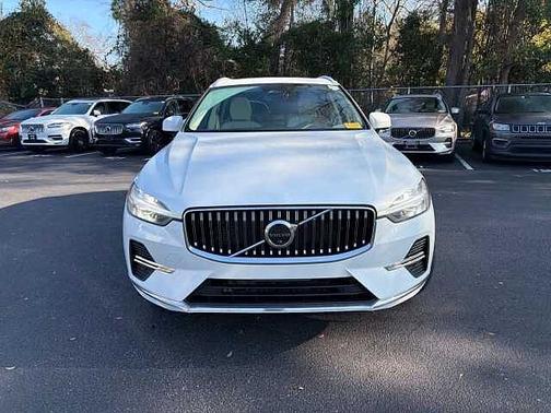 2023 Volvo XC60 Plus