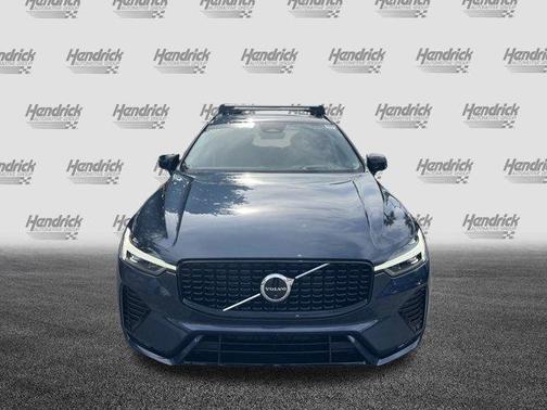 2025 Volvo XC60 B5 Ultra